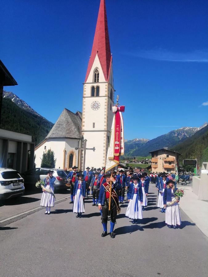 Burgerhof Villa Pettneu am Arlberg Exteriör bild